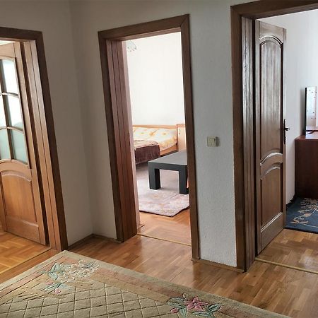 Center Apartment พริสตีนา ภายนอก รูปภาพ