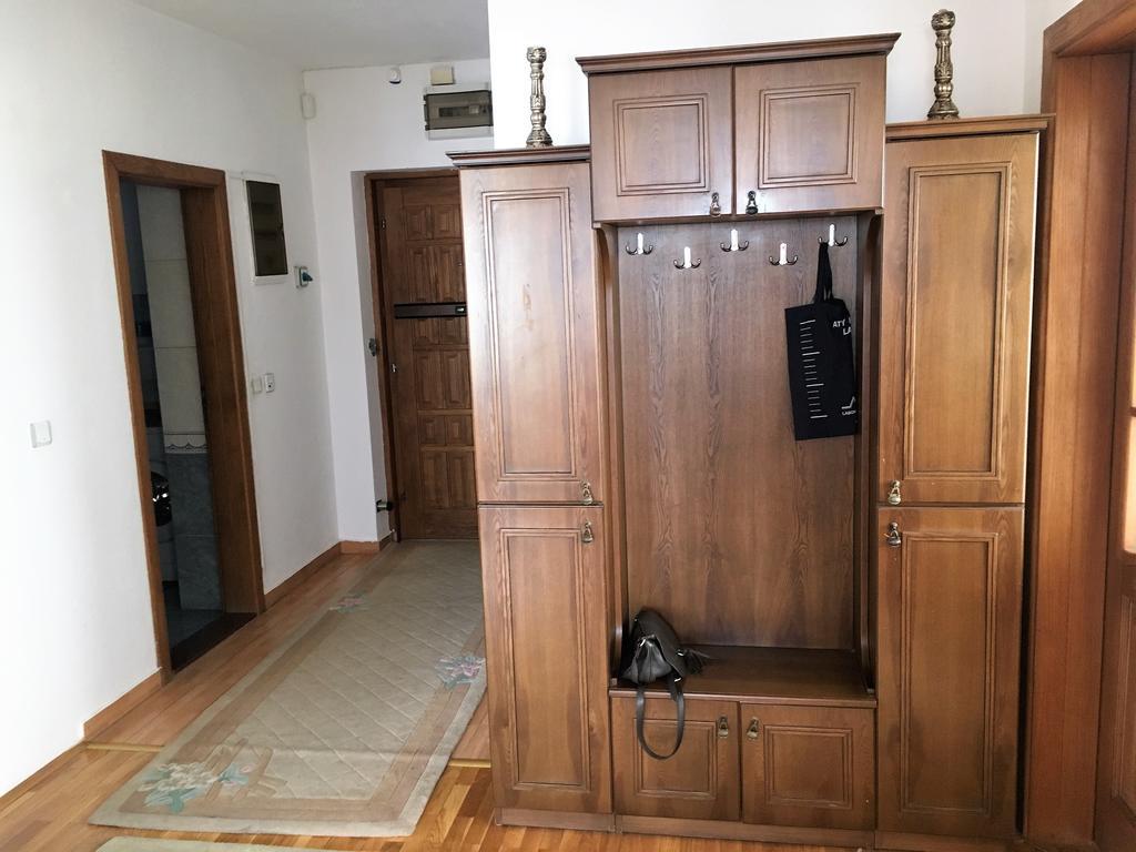 Center Apartment พริสตีนา ภายนอก รูปภาพ